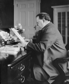 U.S. President William Howard Taft at Desk, Portrait, Washington DC, USA, Harris & Ewing, 1910