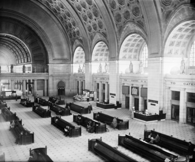 Waiting Area, Union Station, Washington DC, USA, Harris & Ewing, 1936