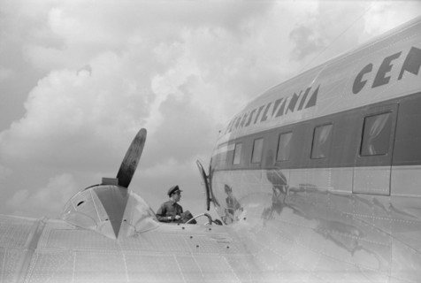 Loading Baggage onto Airplane, Municipal Airport, Washington DC, USA, Jack Delano for Farm Security Administration, July 1941