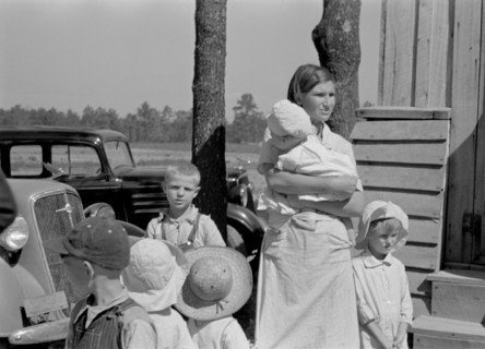 Wife and Children of Resettled Farmer, Jackson County, Alabama, USA, Arthur Rothstein for Farm Security Administration, September 1935