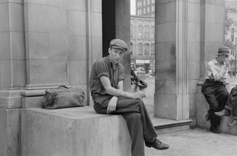 Transient Harvest Worker in Gateway District, Minneapolis, Minnesota, USA, Russell Lee, August 1937