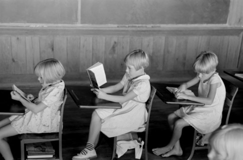 Schoolchildren Reading in Classroom, Fort Dick Project, Arkansas, USA, Russell Lee, September 1938
