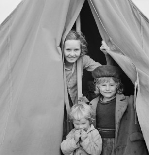 Light-hearted Children in Farm Security Administration (FSA) Camp, Merrill, Klamath County, Oregon, USA, Dorothea Lange for Farm Security Administration, October 1939