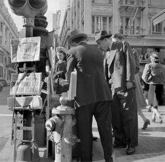 Corner of Montgomery and Market Streets, Monday Morning after Japanese Attack on Pearl Harbor, San Francisco, California, USA, John Collier for Office of War Information, December 8, 1941