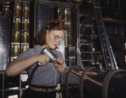 Female Worker Operating Hand Drill, North American Aviation, Inc, Inglewood, California, USA, Alfred T. Palmer for Office of War Information, October 1942