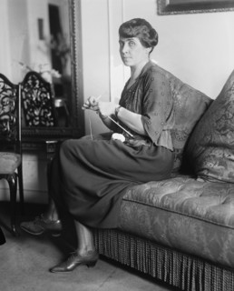 Grace Coolidge, Portrait Knitting, Washington DC, USA, National Photo Company, 1921