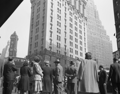 Crowd in Times Square on D-Day, Low Angle View, New York City, New York, USA, Howard R. Hollem for Office of War Information, June 6, 1944