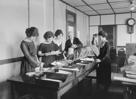 Government Office Workers, Children's Bureau, Department of Labor, Washington DC, USA, National Photo Company, November 1923
