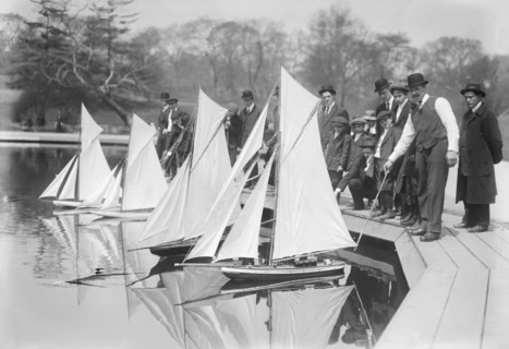 Group of People at Start of Toy Yacht Race, Conservatory Lake, Central Park, New York City, New York, USA, Bain News Service, 1915
