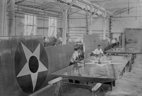 Workers Assembling Airplane Wings during World War I, Lowe, Willard & Fowler Engineering Company, College Point, Queens, New York, USA, Bain News Service, August 1917