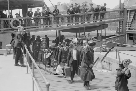 Arrival of Immigrants, Ellis Island, New York City, New York, USA, Bain News Service, 1920