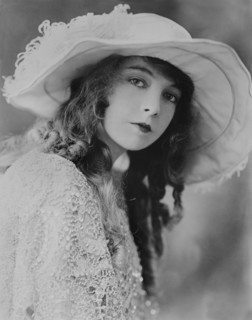 Actress Lillian Gish, Portrait, Bain News Service, 1921