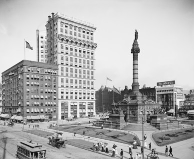 City Square with Soldiers' and Sailors' Monument, Cleveland, Ohio, USA, Detroit Publishing Company, 1900