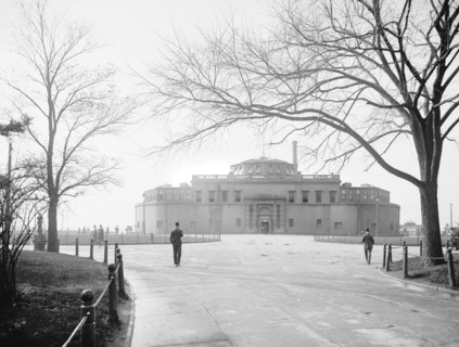 Aquarium at Castle Garden, New York City, New York, USA, Detroit Publishing Company, 1900