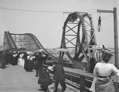 Looping the Loop, Atlantic City, New Jersey, USA, 1900