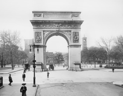 Washington Square and Arch, New York City, New York, USA, Detroit Publishing Company, 1905