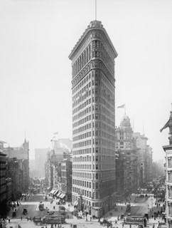Flatiron Building, Broadway and Fifth Avenue, New York City, New York, USA, Detroit Publishing Company, 1903