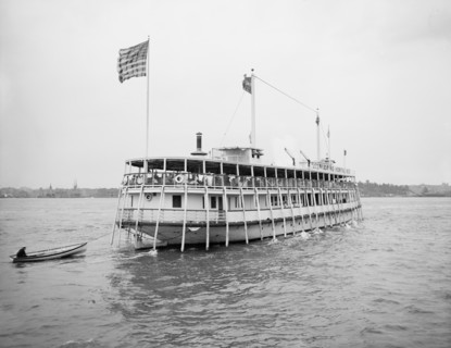 St. John's Guild, Floating Hospital for Children, New York City, New York, USA, Detroit Publishing Company, 1903