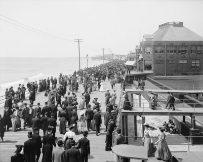 Crowded Boardwalk, Atlantic City, New Jersey, USA, Detroit Publishing Company, 1905