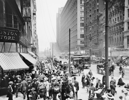 Busy Street Scene, View of State Street North from Madison Street, Chicago, Illinois, USA, Detroit Publishing Company, early 1910's