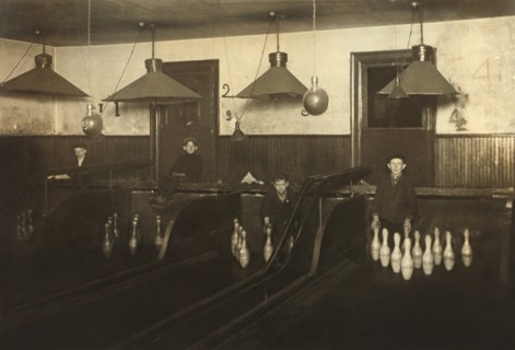 Pin-Boys Working in Bowling Alley at Night, Pittsburgh, Pennsylvania, USA, Lewis Hine for National Child Labor Committee, 1908