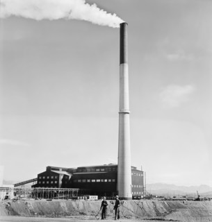Plant and Smokestack of Large Copper Smelter that Supplies Great Quantities of Copper so vital to War Effort, Phelps-Dodge Mining Company, Morenci, Arizona, USA, Fritz Henle for Office of War Informat...