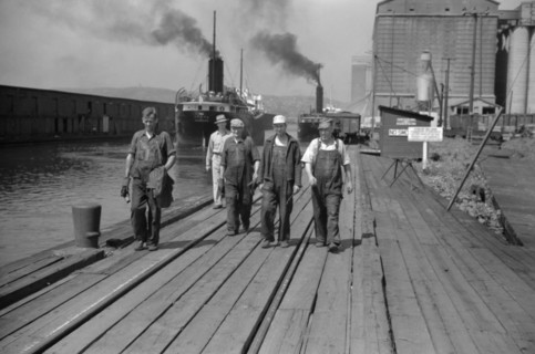 Workers Along Dock, Great Lakes Port, Superior, Wisconsin, USA, John Vachon, Farm Security Administration, August 1941