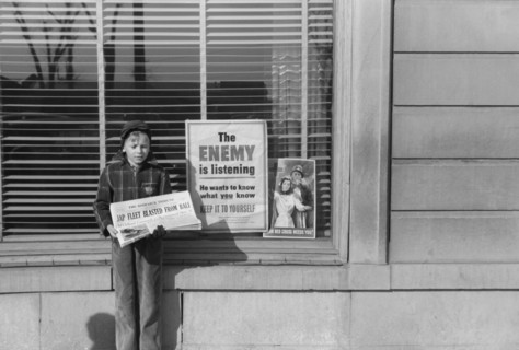 Newsboy, Bismarck, North Dakota, USA, John Vachon, Office of War Information, March 1942
