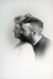 Husband and Wife, Portrait, Chicago, Illinois, USA, circa 1900