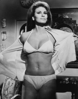 Raquel Welch, On-set of the Film, Fathom, 1967