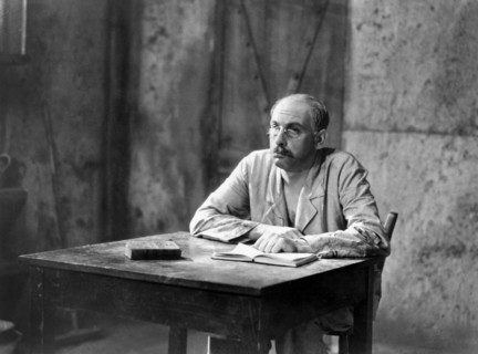 Cedric Hardwicke on-set of the Film, Dreyfus, 1931