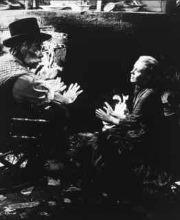 Lee Marvin, Lee Seberg, on-set of the Film, "Paint Your Wagon", 1969