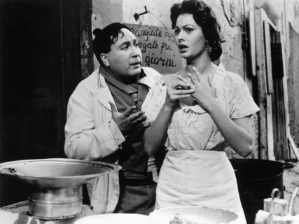 Giacomo Furia, Sophia Loren, on-set of the Film, "Gold of Naples" (aka L'Oro di Napoli), 1954