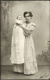 Mother Holding Infant Child, Portrait, circa 1904