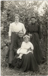 Generational Female Family Outdoor Portrait, Ohio, USA, circa 1910