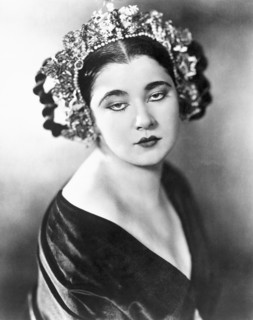Nita Naldi, Portrait, circa mid-1920's