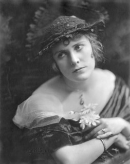 Ruth Roland, Portrait, circa mid-1910's