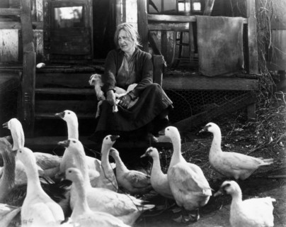 Louise Dresser, on-set of the Silent Film "The Goose Woman", 1925
