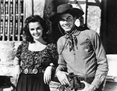 Jane Russell, Jack Buetel, on-set of the Film "The Outlaw", 1943
