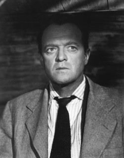 Van Heflin, on-set of the Film "5 Branded Women", 1960