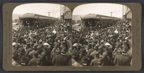 President Theodore Roosevelt Speech from Train during Western Tour, Winona, Minnesota, USA, Stereo Card, R. Y. Young, American Stereoscopic Company, 1903