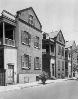 Hassell Street, Charleston, South Carolina, USA, Frances Benjamin Johnston, 1937