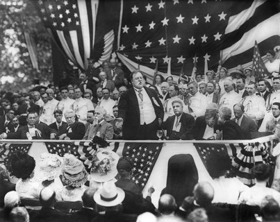 U.S. President William Howard Taft Speaking at Manassas Court House, Governor William H. Mann to Taft's right, Manassas, Virginia, USA, November 10, 1911