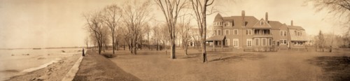 Summer residence of Pres. Wm. H. Taft at Beverly, Mass., Photograph by Wm. Mills & Son, 1909