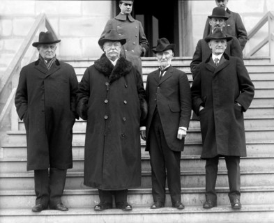 L-R: Champ Clark, William Howard Taft, Joseph Gurney Cannon, Samuel W. McCall, Members of the Lincoln Memorial Commission at U.S. Capitol to decide on date for Dedication of Lincoln Memorial, Washingt...