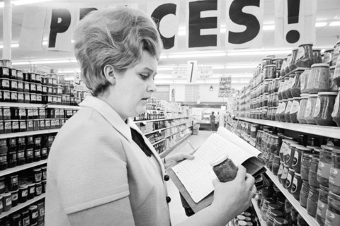 Consumer "Price Agent" Checking Prices for Consumer Price Index, photograph by Thomas J. O'Halloran, September 1971