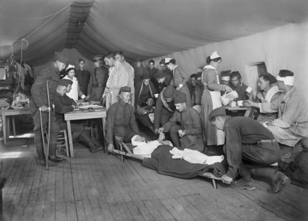 Wounded American Soldiers being received from Ambulances