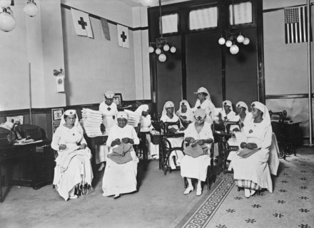 African-American Women in the Hospital Garments' Class of Branch no. 6 of the New Orleans Chapter