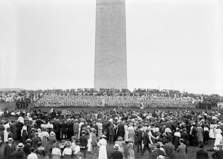 Large Crowd at Confederate Reunion