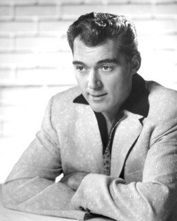 Actor William Bishop